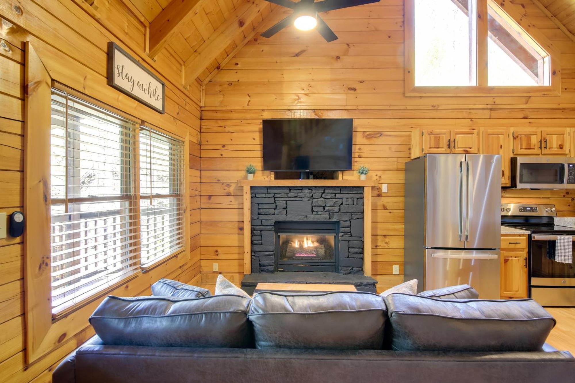 Pigeon Forge Vacation Rental With Private Hot Tub! 외부 사진