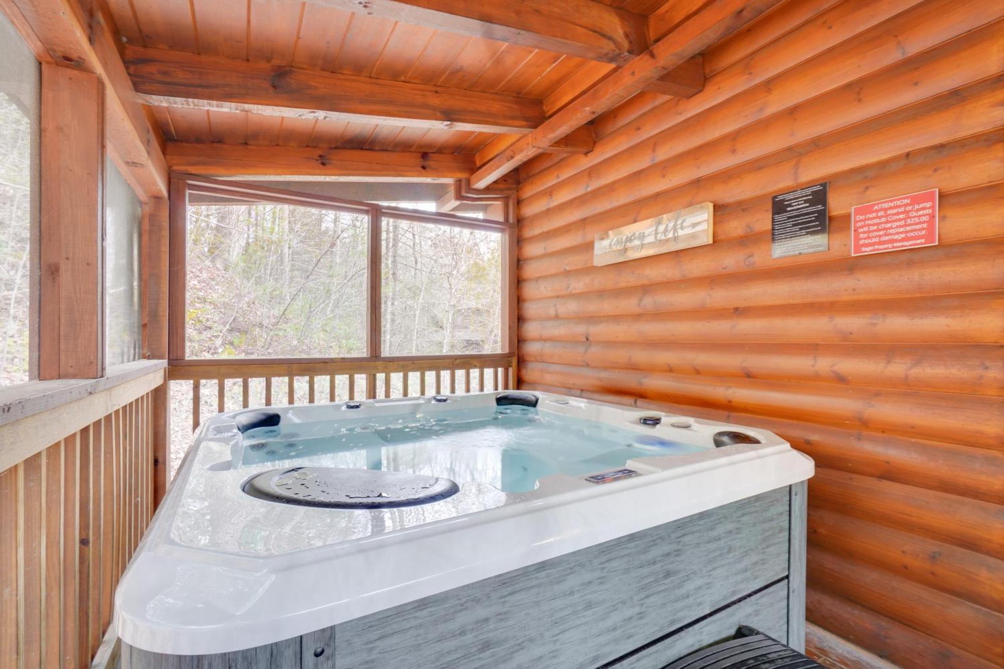 Pigeon Forge Vacation Rental With Private Hot Tub! 외부 사진