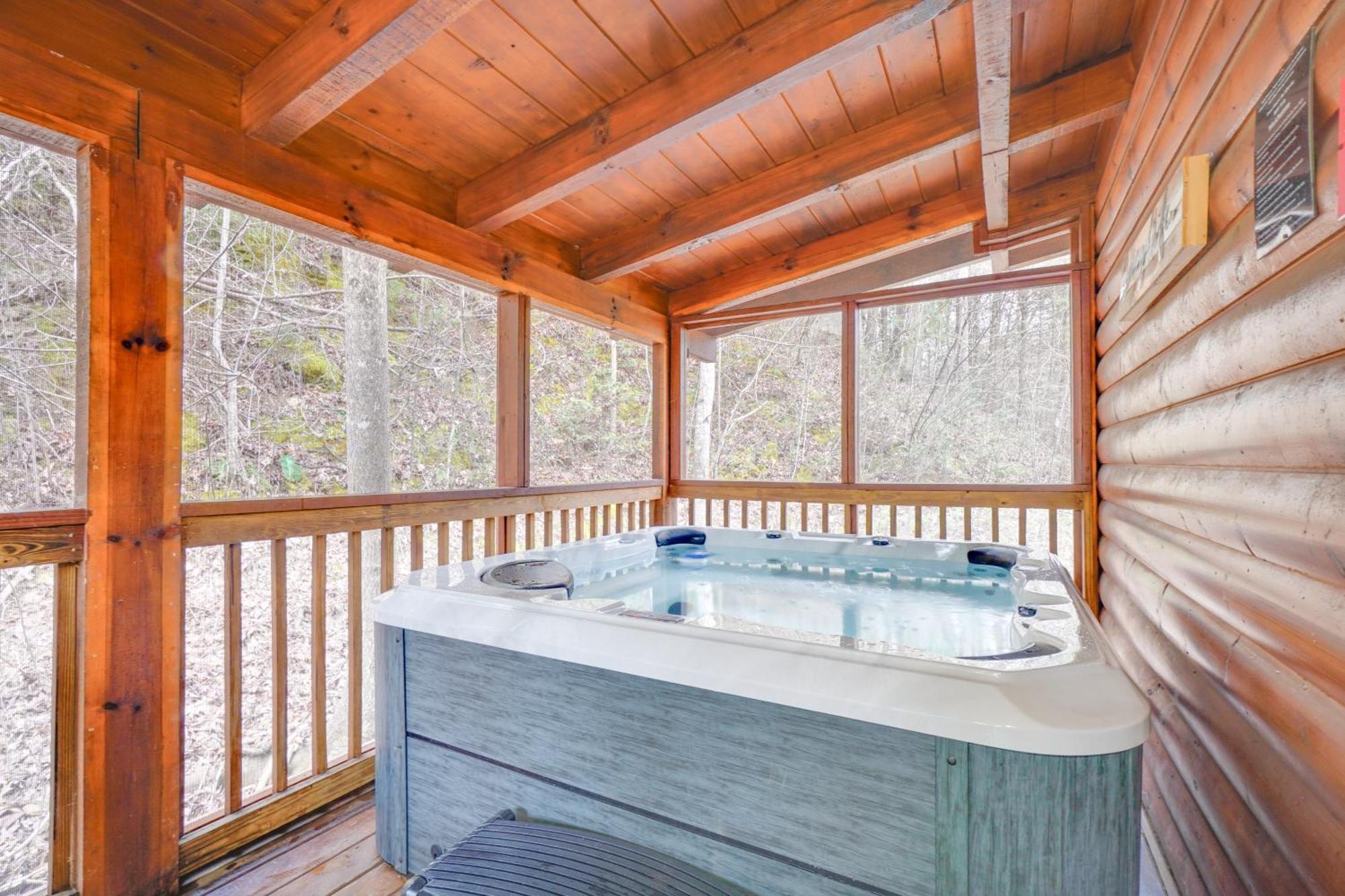 Pigeon Forge Vacation Rental With Private Hot Tub! 외부 사진